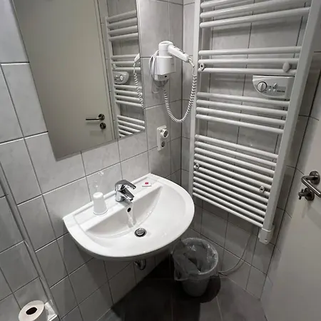 Hotel Haus Schwan Koeln Exterior photo